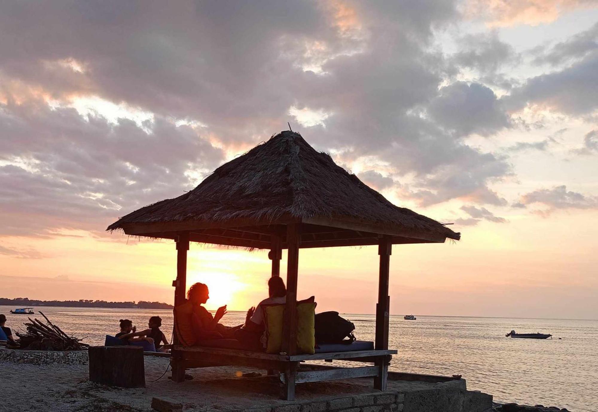 Bintang Tiga Bungalows Νησιά Γκίλι Εξωτερικό φωτογραφία