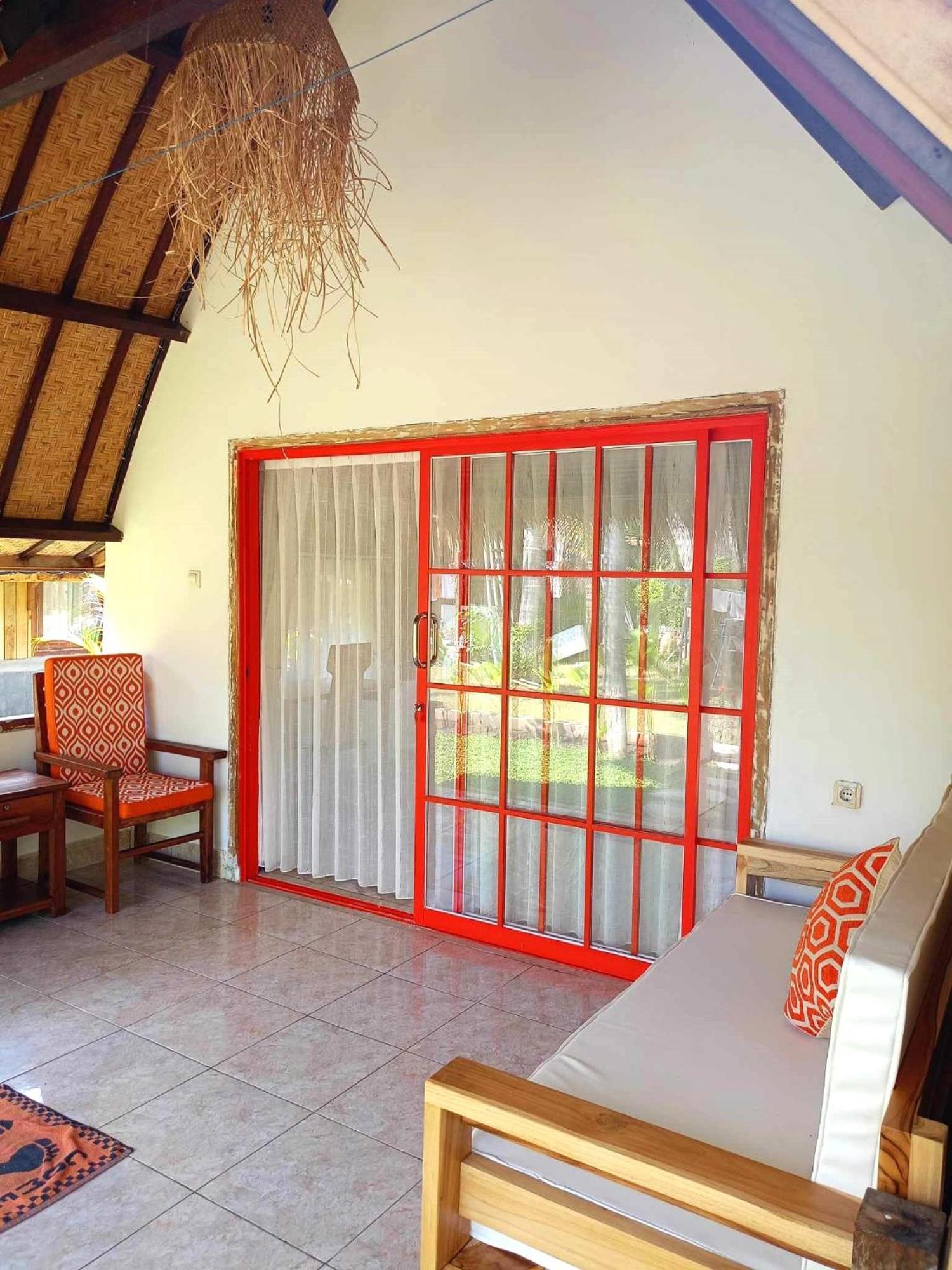 Bintang Tiga Bungalows Νησιά Γκίλι Εξωτερικό φωτογραφία