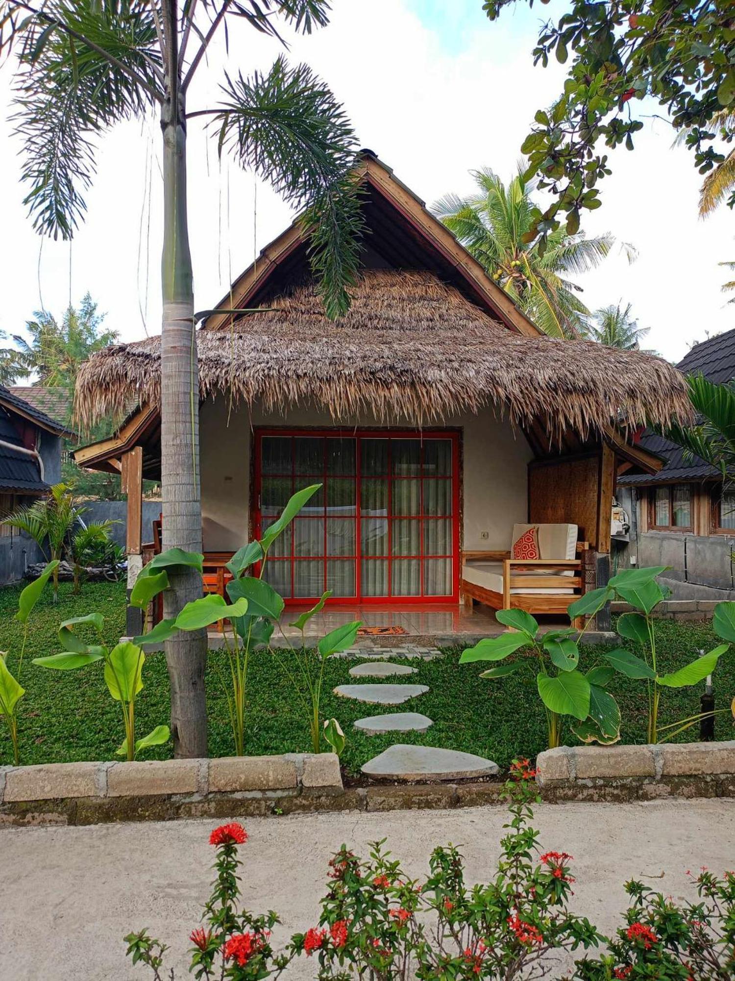 Bintang Tiga Bungalows Νησιά Γκίλι Εξωτερικό φωτογραφία