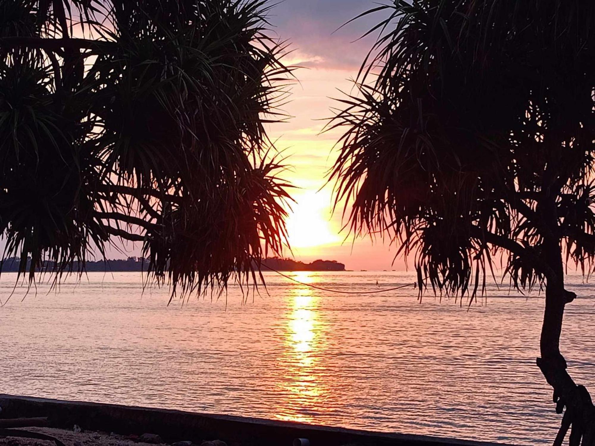 Bintang Tiga Bungalows Νησιά Γκίλι Εξωτερικό φωτογραφία