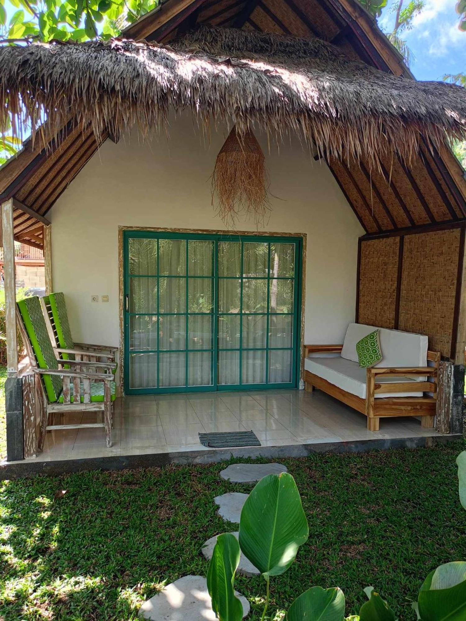 Bintang Tiga Bungalows Νησιά Γκίλι Εξωτερικό φωτογραφία